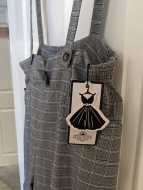 New Ladies Gray Plaid Suspender Pants - Vintage Style ❤️